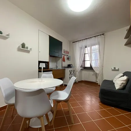 Happy House In Centro Storico * 古比奥