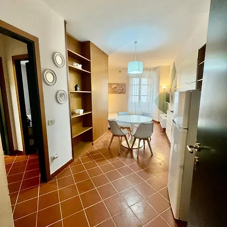 Happy House In Centro Storico 公寓